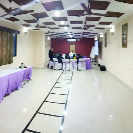 Hotel The Majestic Hyderabad Esterno foto